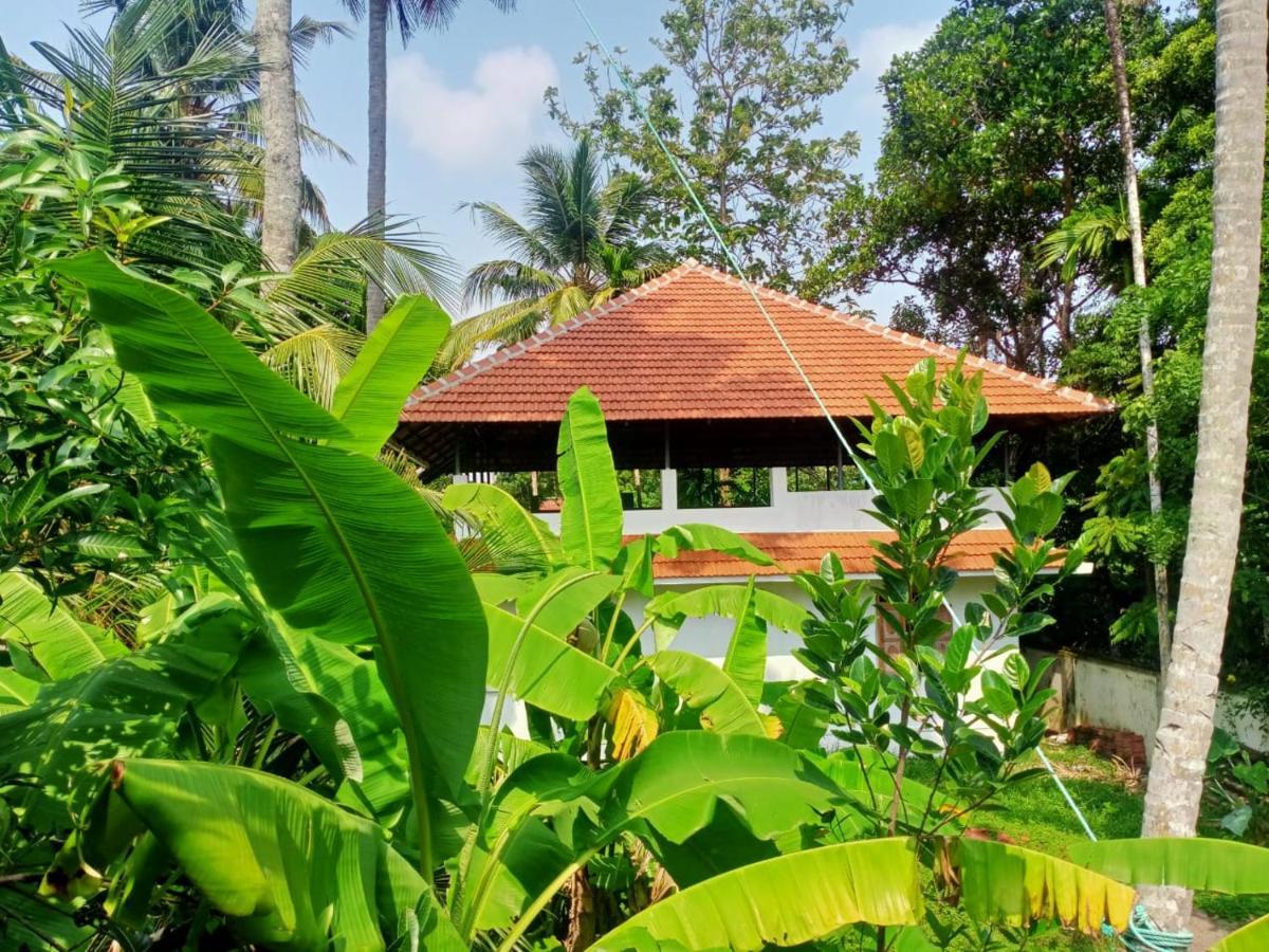 Sinai Homestay Alappuzha Esterno foto