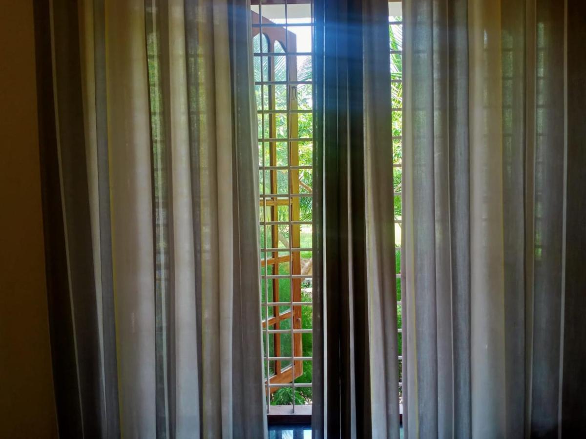 Sinai Homestay Alappuzha Esterno foto