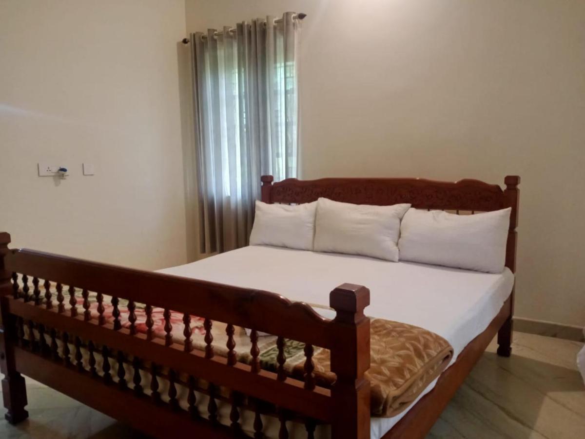 Sinai Homestay Alappuzha Esterno foto