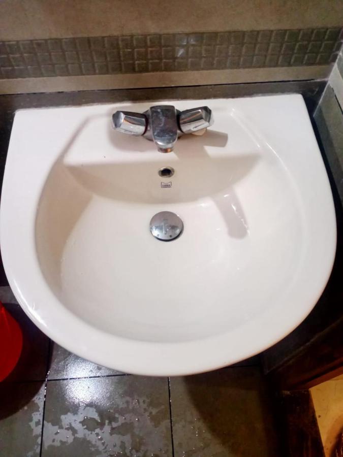 Sinai Homestay Alappuzha Esterno foto